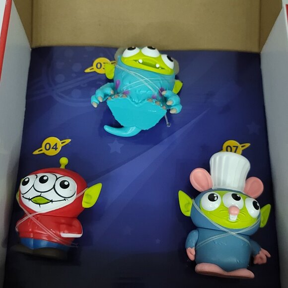 Disney Pixar Alien Remix Miguel, Sulley & Remy 3-Pack Toys Figures in Pizza Box - Picture 1 of 5